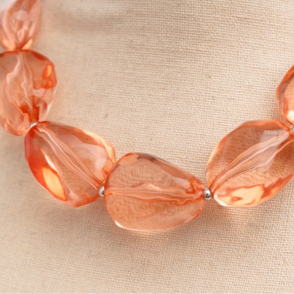 Peach fuzz beaded jewelry set with somewhat transparent Carol for Eva Graham - Picture 7 of 11